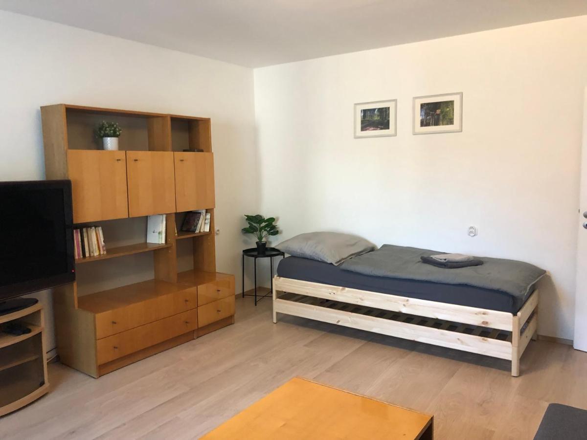 Apartmany Jevany Exterior photo